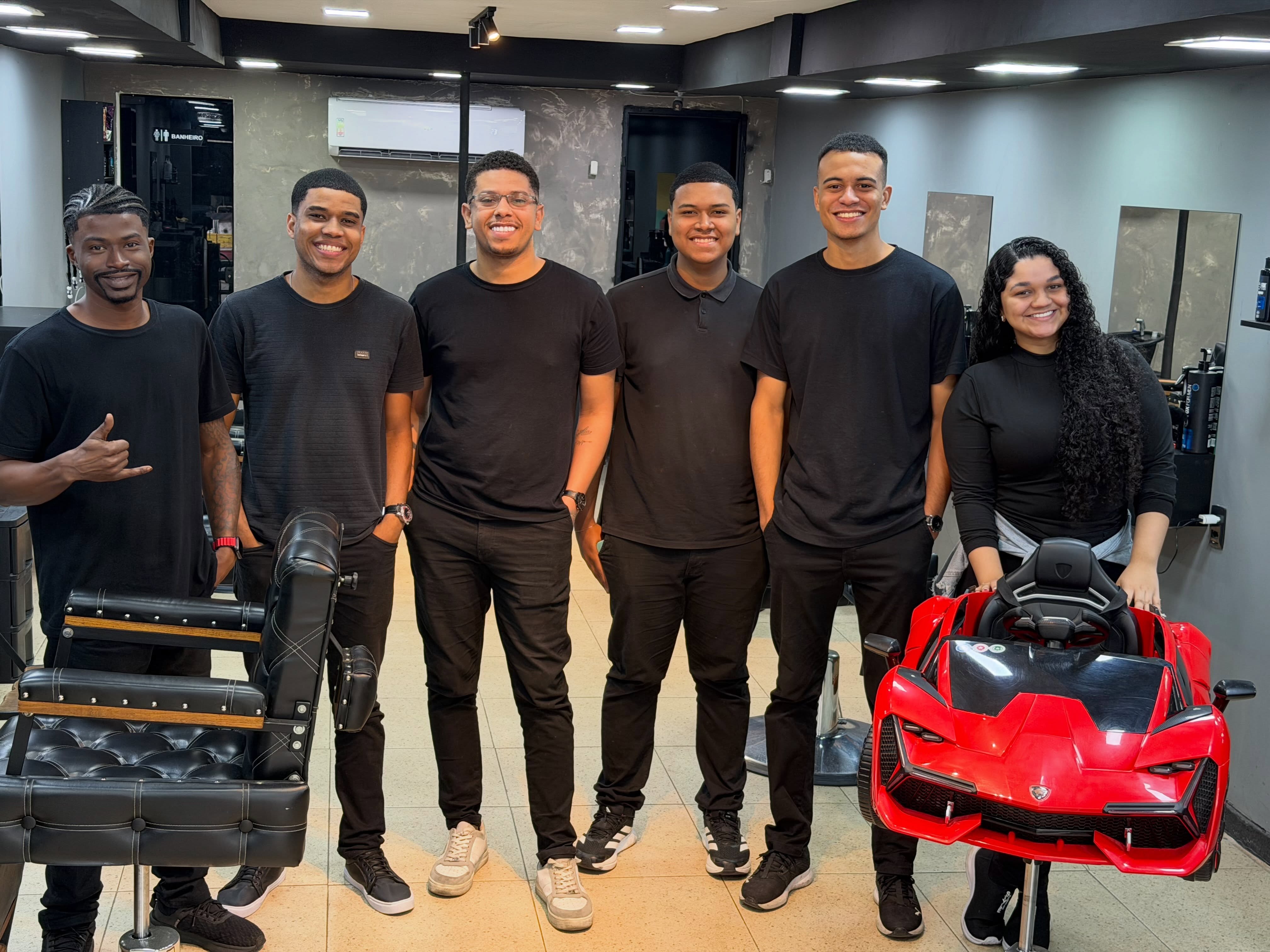Equipe da Barbearia Bellos